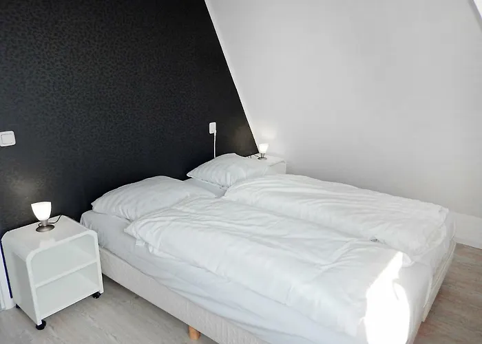 Plevier Comfort-3 By Interhome